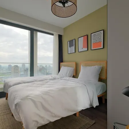 Air By Newinn Apartment