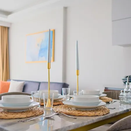 Air By Newinn Apartment *